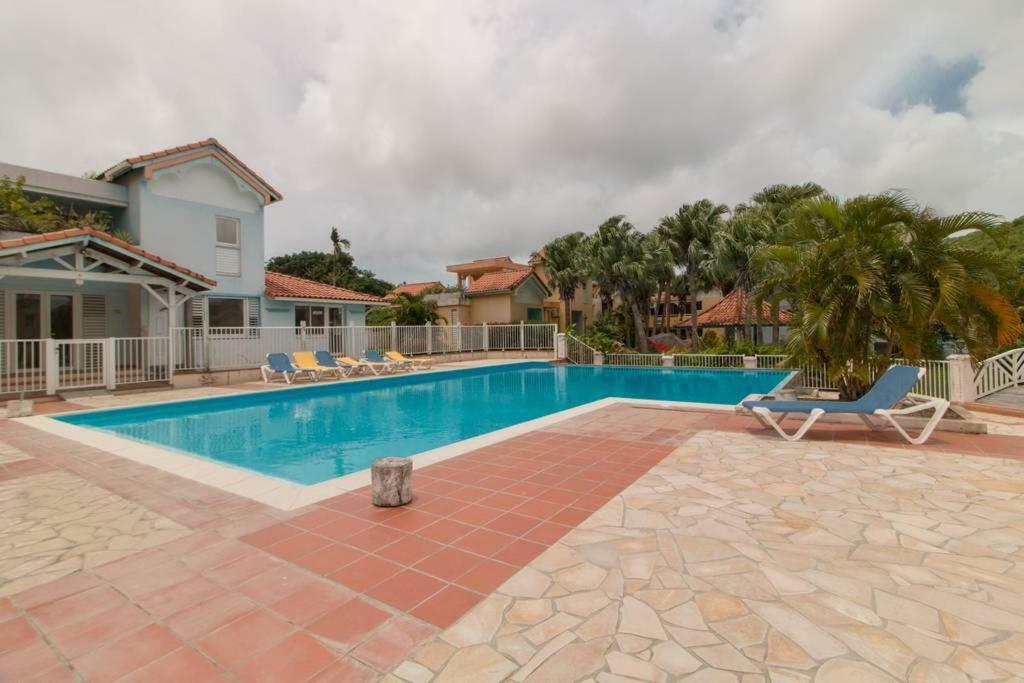 Superbe Studio Avec Jacuzzi Prive Appartement Sainte-Anne Buitenkant foto